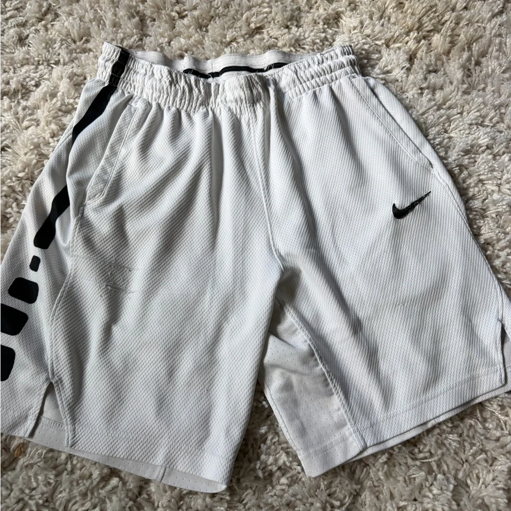 Nike Men's Athletic basketball Shorts in White with Black Details